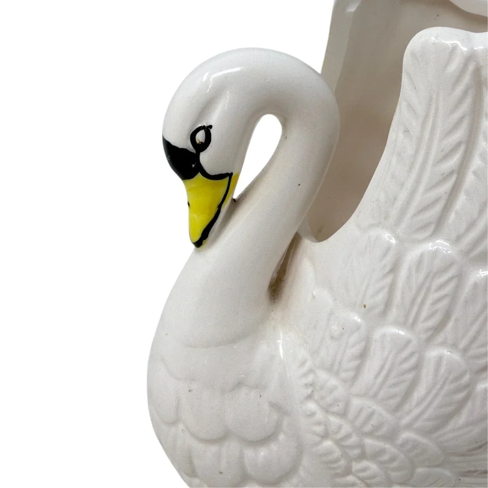 Vintage Swan Planter White Glazed Ceramic Bird Vase Cachepot Cottagecore